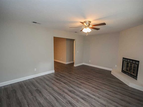 4th image of 3092 Pleasant Ct
