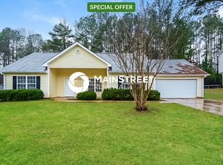 8198 Sterling Ln, Covington, GA 30014