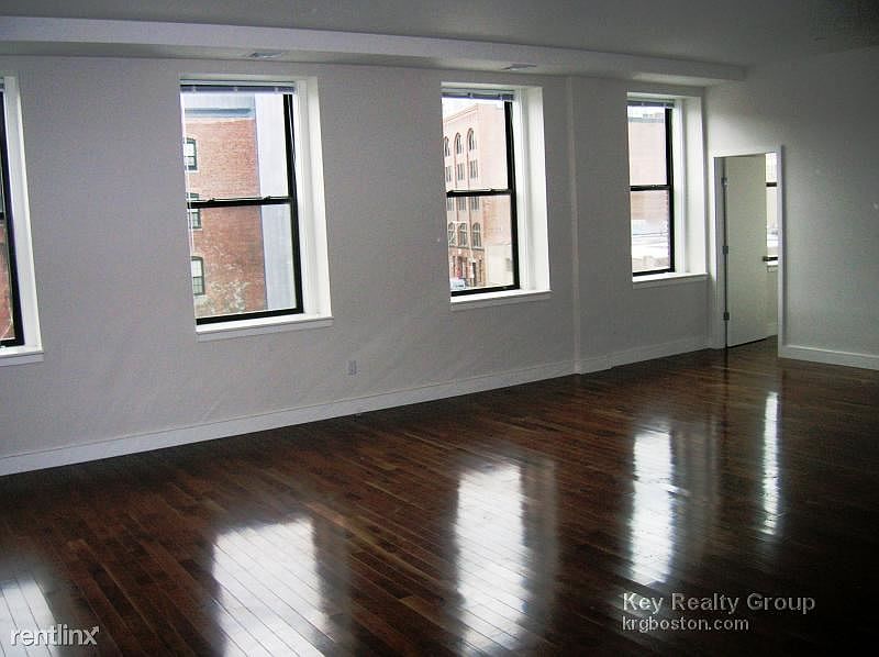 2nd image of 460 Harrison Ave #2B