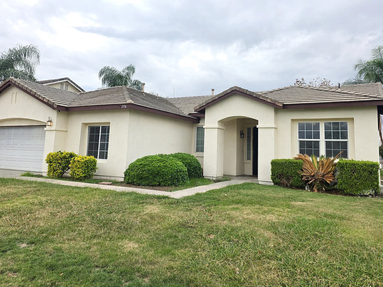 4 bed, 1624 sqft, $3,300 — Photo 1