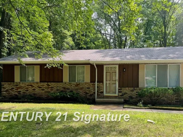 12691 Basell Dr, Hemlock, MI 48626