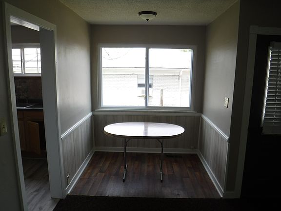 5th image of 549 Fletcher St