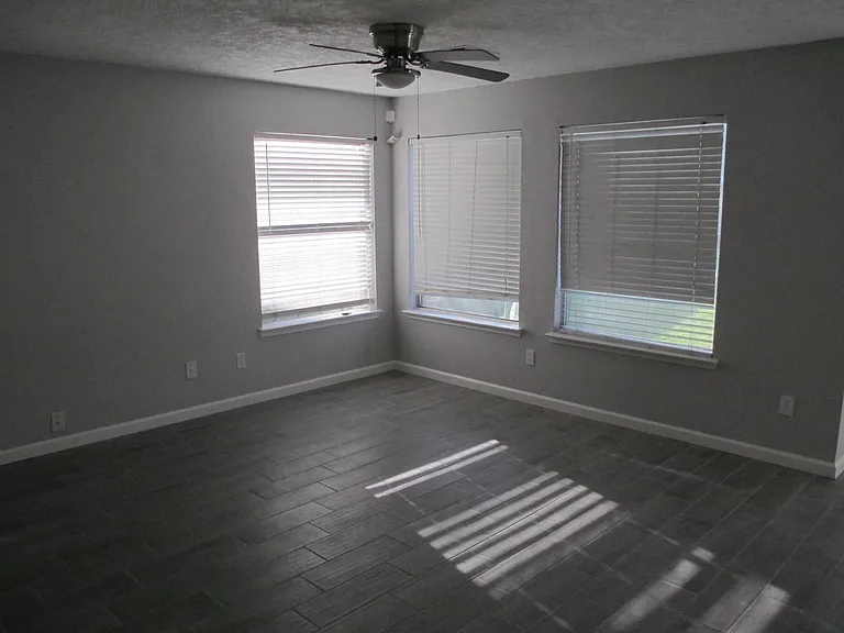 16714 Cheshire Place Dr — Photo 7
