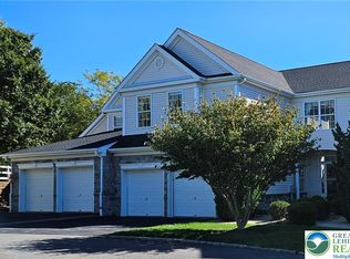 228 Merion Ln, Easton, PA 18042