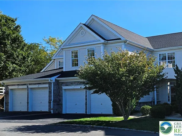 228 Merion Ln, Easton, PA 18042