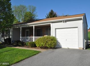 4275 Sycamore Dr, Hampstead, MD 21074