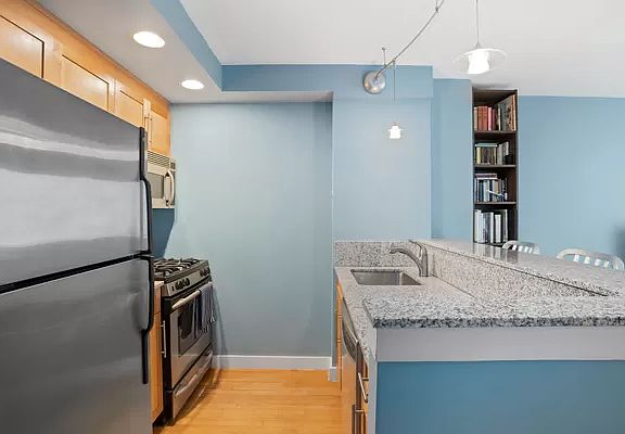 5th image of 53 Boerum Pl APT 8K