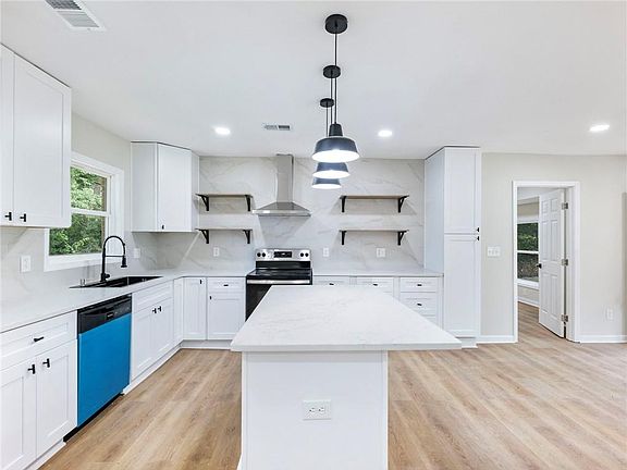 4th image of 2131 Glendale Dr