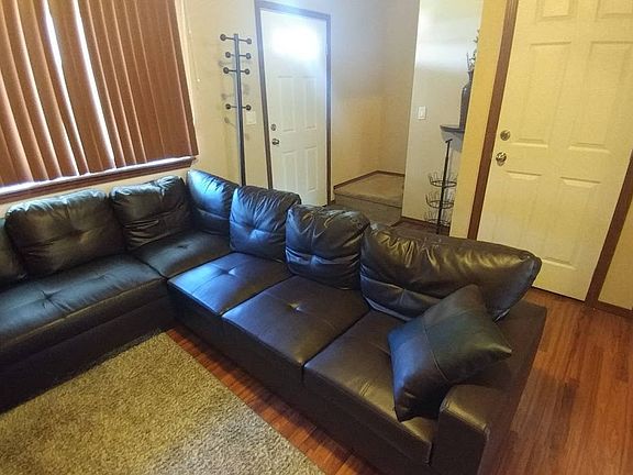 3rd image of 1627 E Zoey Ct