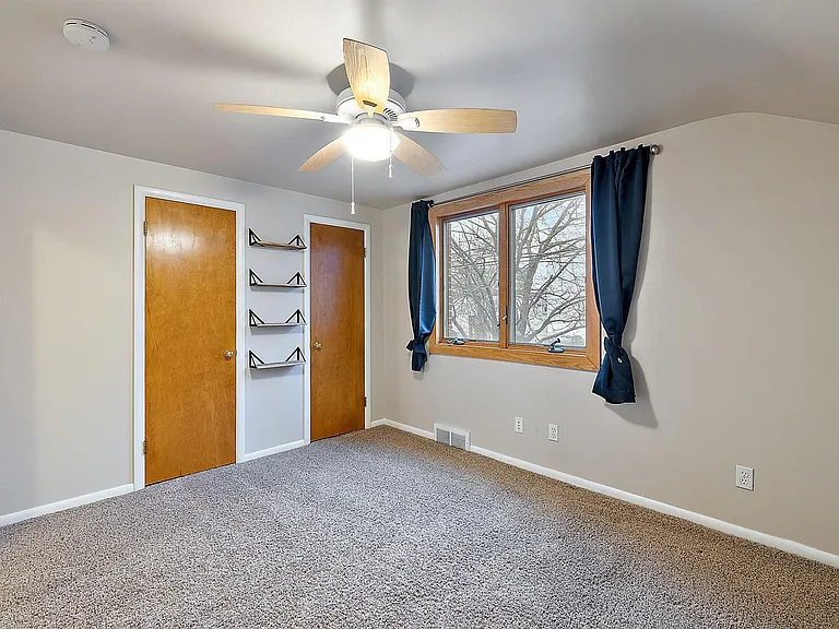 810 Chestnut St — Photo 15