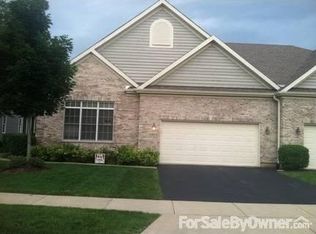 1018 Harrow Gate Dr, Woodstock, IL 60098