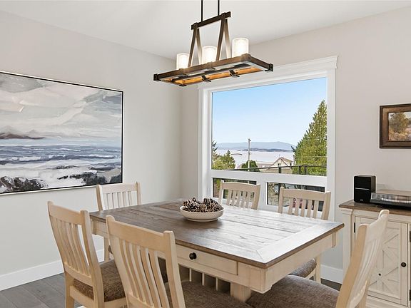 4th image of 1929 Sea Otter Pl