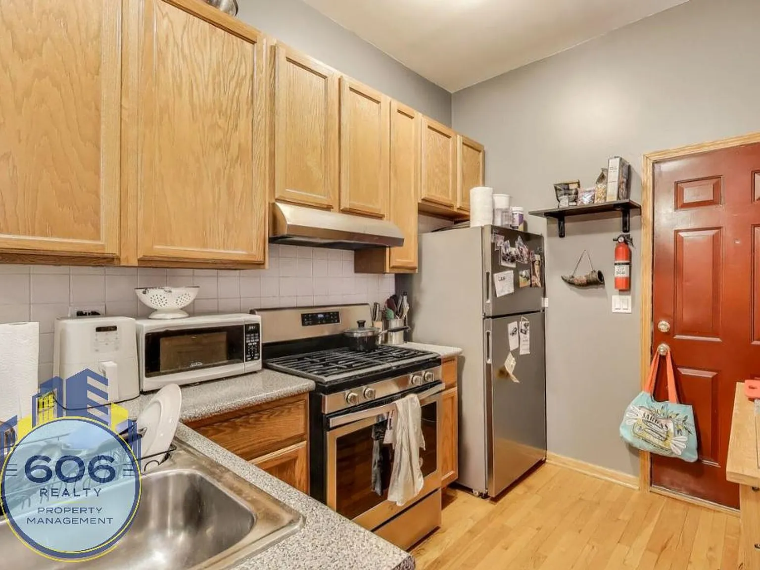West Town Apartments! — Photo 3
