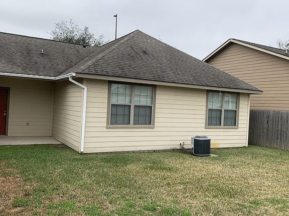 2nd image of 21435 W Wallis Dr Unit B