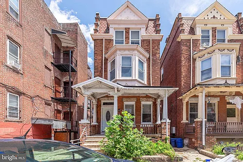 215 Buckingham Pl #1 Photo 1