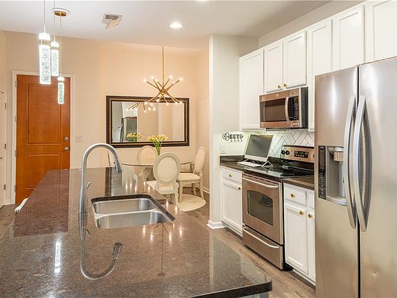 3rd image of 3040 Peachtree Rd NW Unit 1602