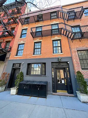 Rented by City Connections Realty | media 8