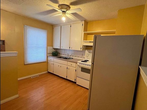 5th image of 9209 150th St NW