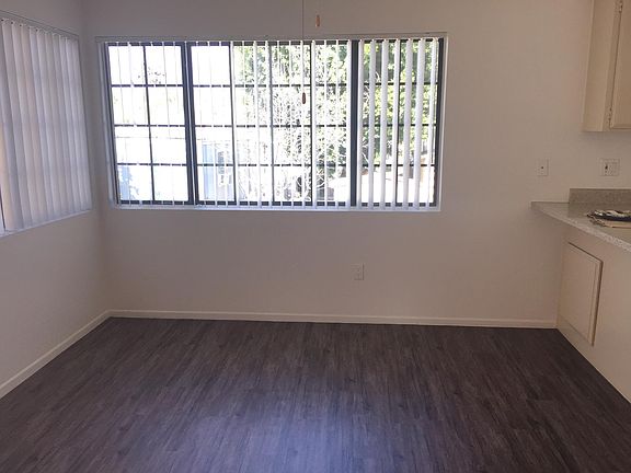 4th image of 13486 Ivy Ave APT B
