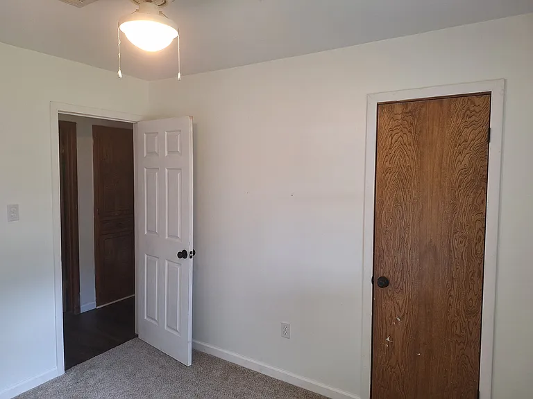 2410 NW Norman Cir — Photo 15