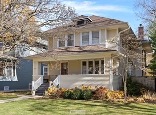 226 N Taylor Ave, Oak Park, IL 60302