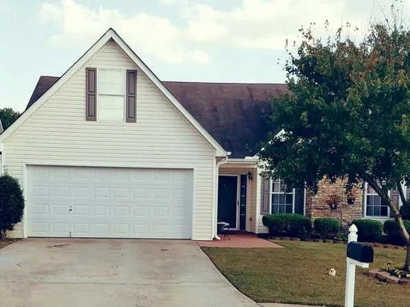 40 Collins Trce, Covington, GA 30016