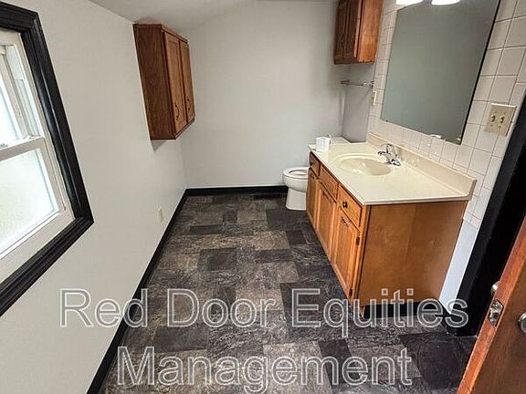 5th image of 1401 W Mulberry St #5
