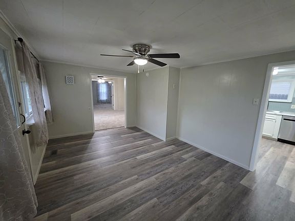 3rd image of 705 Oil St