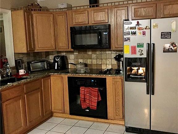 4th image of 952 Whispering Lake Dr