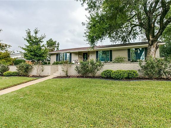 2nd image of 3924 Georgian Dr