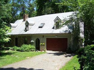 33 Kimlo Rd, Wellesley, MA 02481