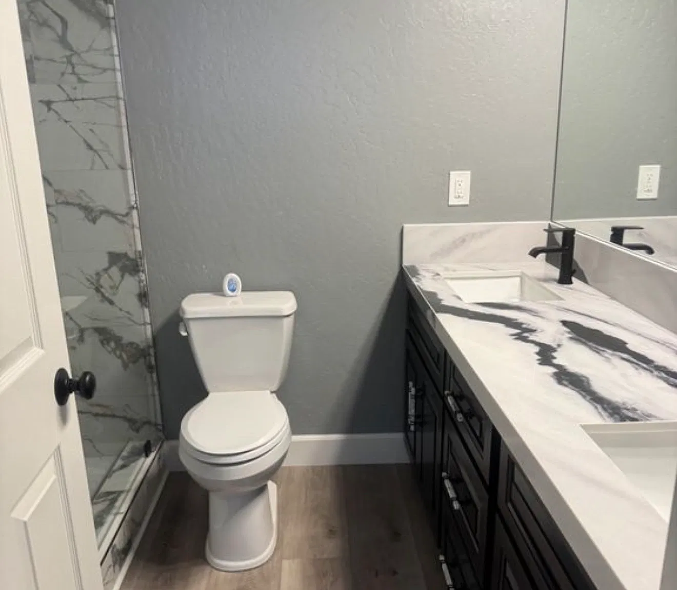4 bed, 2500 sqft, $3,250 — Photo 3