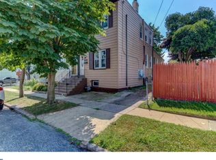 132 Carre Ave, Essington, PA 19029