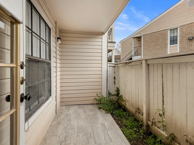 2750 Holly Hall St #1111 — Photo 16