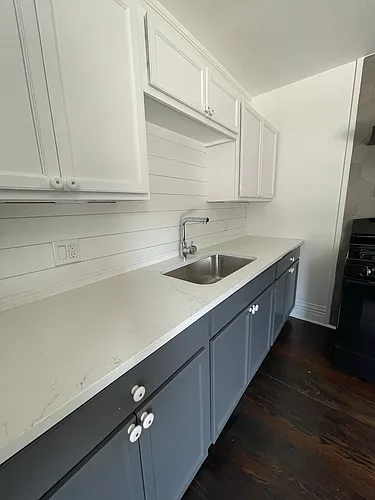 1006 W Woodlawn Ave Photo 1