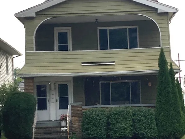 2110 Bunts Rd, Lakewood, OH 44107