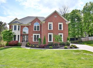 1101 Hidden Hill Ct, Louisville, KY 40245