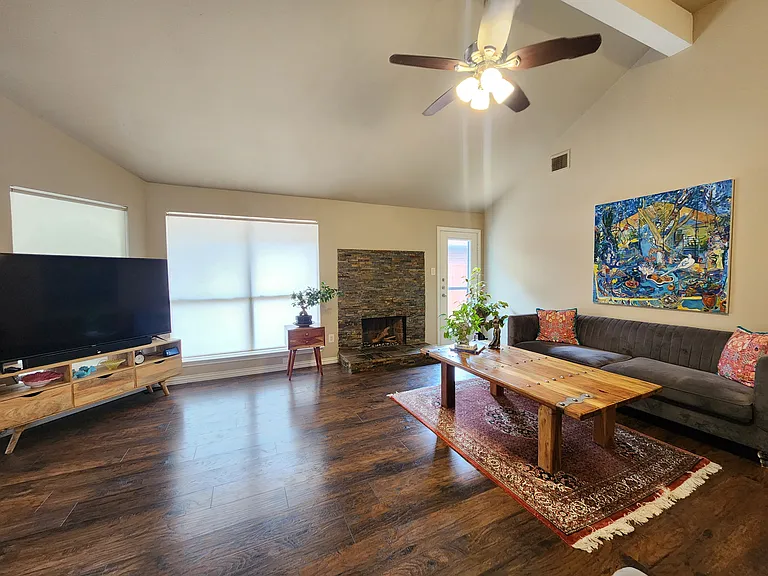 1320 Sheila Dr — Photo 35