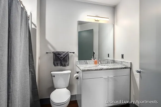 The Leonard Luxury Apartments — Photo 96