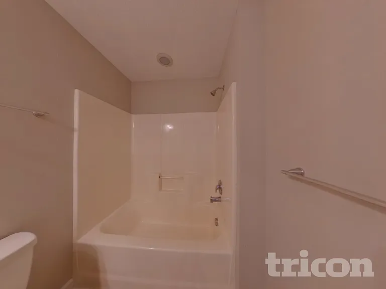 213 Dellwood Dr — Photo 18