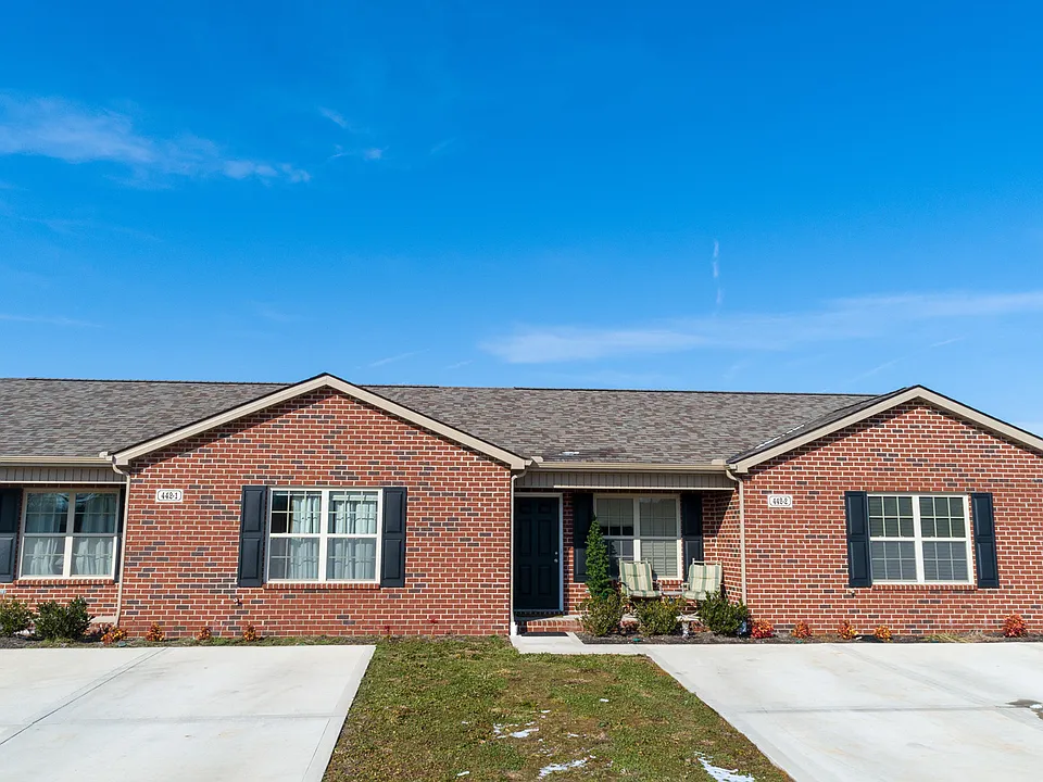 802 S Old Sevierville Pike #1