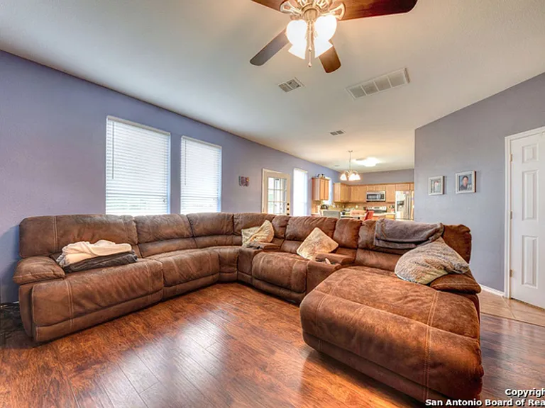 157 Carmel Dr — Photo 5