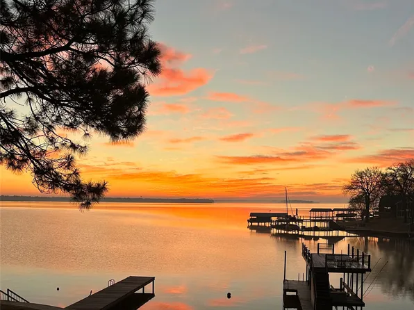 353 Winding Shore Dr, Tool, TX 75143