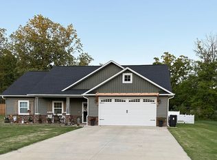 225 Ruth Harris Ln - Property Image