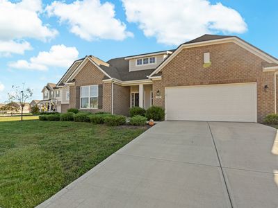 2951 Daylily Dr, Columbus, IN, 47201