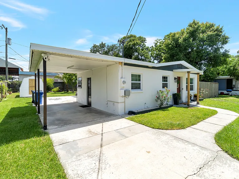 7703 Southside Ln — Photo 23