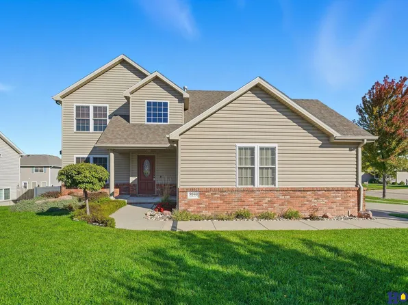 9040 Garland St, Lincoln, NE 68505