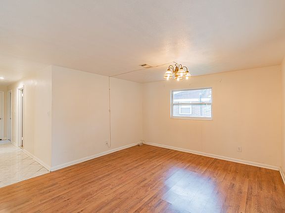 5th image of 7504 Arble Dr