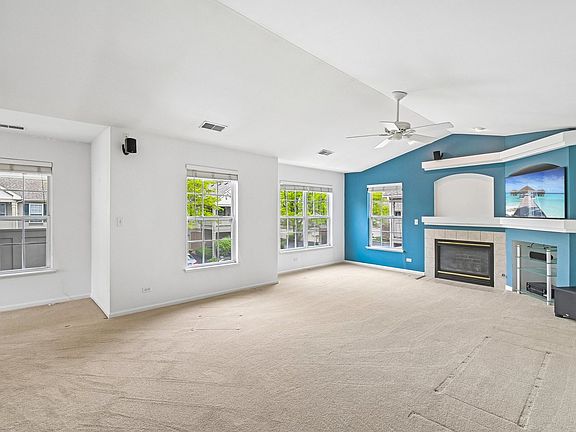 5th image of 2267 Vanderbilt Dr