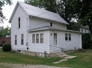 207 E Main St, Albion, IN 46701